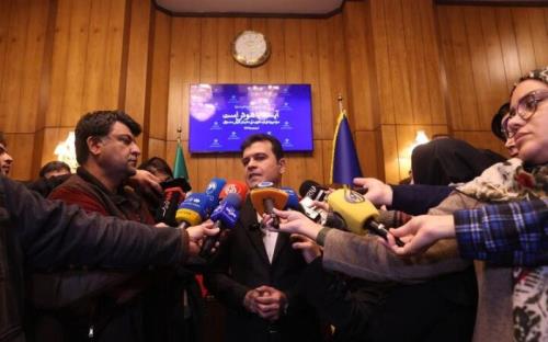 دولت به صراحت با تغییر نهاد صادرکننده مجوز تاکسی های اینترنتی مخالف است