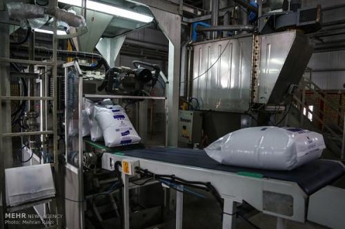 درآمد 30 میلیارد دلاری پتروشیمی تا اختتام 1404