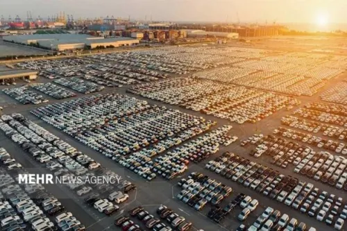 گزارش بازار خودرو کاهش ملایم قیمتها در اکثر مدلهای داخلی بهمراه جدول