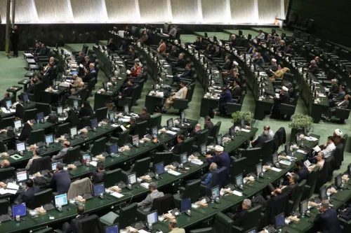 اعلام وصول ۴ سوال از وزرای کار و آموزش و پرورش