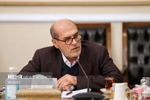 صنعت در اولویت قطع برق قرار نگیرد