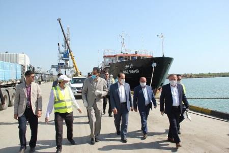 به دنبال بازگشت ارز موردنیاز صادركنندگان و واردكنندگان كالا هستیم