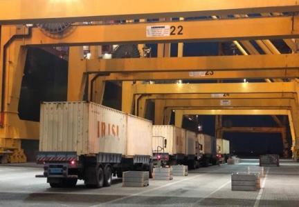 گمرك ایران مشكلات صادرات از محل ورود موقت را پیگیری می كند