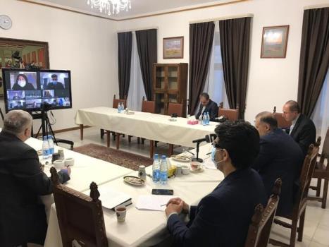 تاكید ایران و روسیه بر همكاری مشترك در زمینه تولید خودرو، هواپیما، بالگرد و كشتی سازی